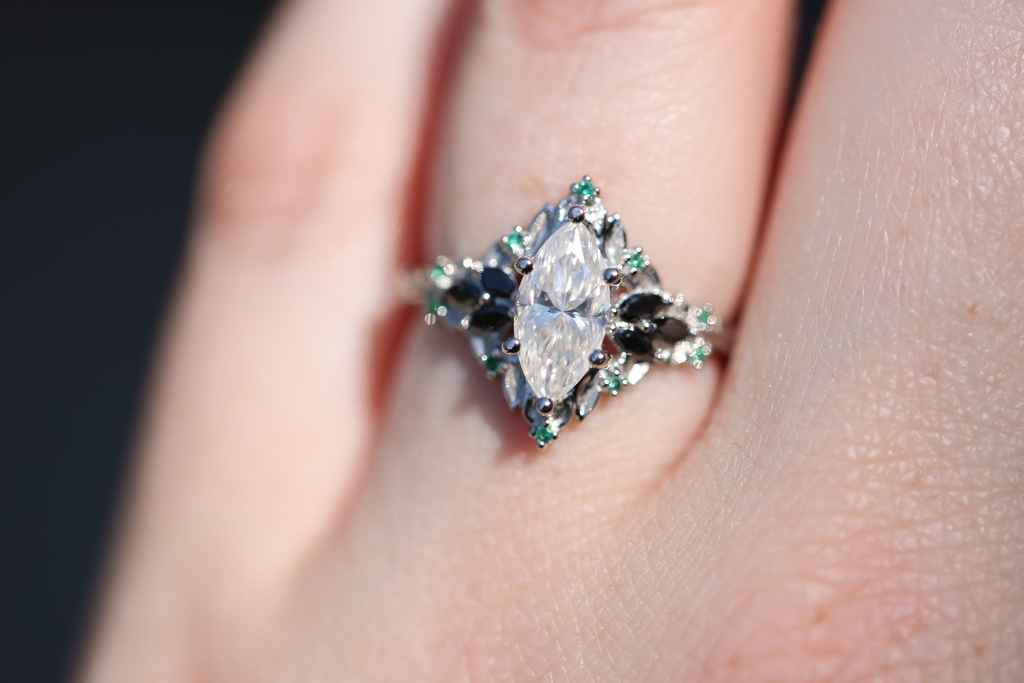 Moissanite Ring with Black Onyx & Emerald Accents in Platinum Silver – 8×4mm Center Stone