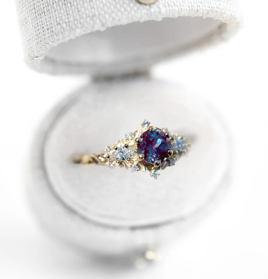 6mm Color-Changing Alexandrite Ring with Marquise Moissanite Accents – Platinum-Plated 925 Sterling Silver