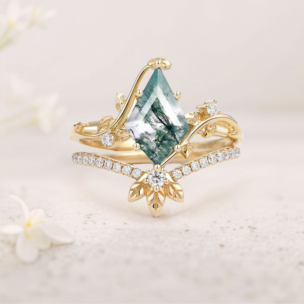 Moss Agate Moissanite Bridal Set Ring in Platinum Finish – 8×5mm Center Stone