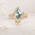 Moss Agate Moissanite Bridal Set Ring in Platinum Finish – 8×5mm Center Stone