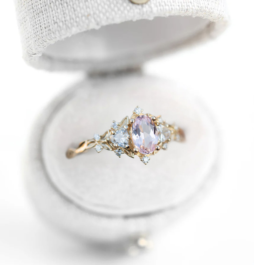 Padparadscha Sapphire Moissanite Accent Ring in 18K Gold – 6×4mm Center Stone