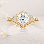 Gold-Plated Sterling Silver Moissanite Set Ring – 6mm Center Stone